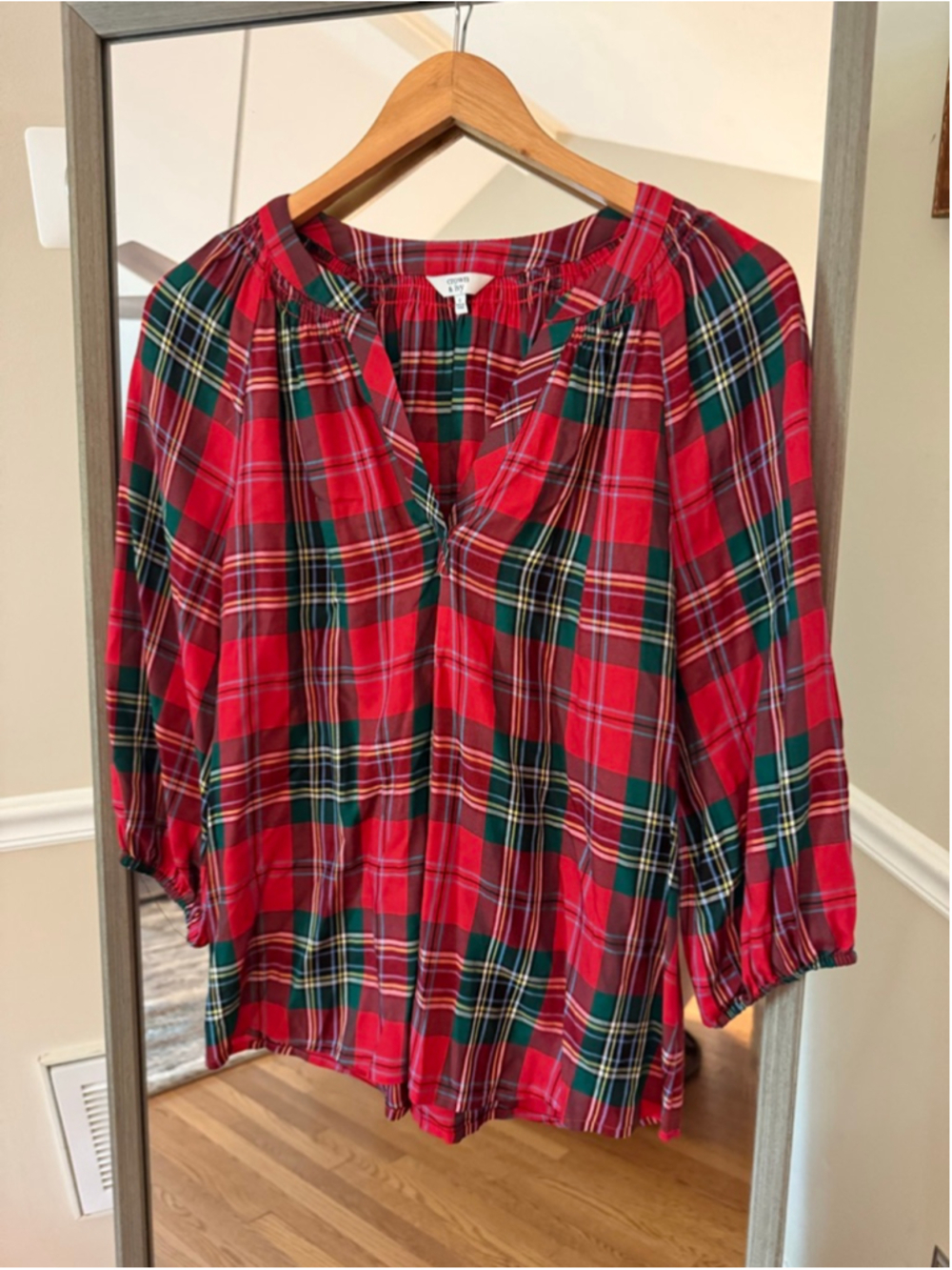 Crown & Ivy Plaid Blouse Women's Red Green Size S